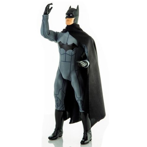 med BATMAN POSE ffe0f075 ee1d 4272 98ce a8bba593312d